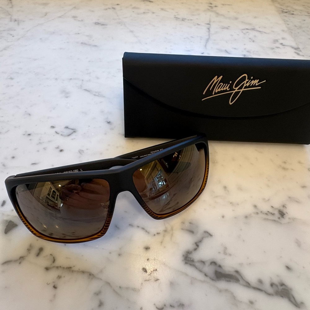 Maui Jim Alenuihaha Black and Brown Sunglasses - Picture 2 of 16